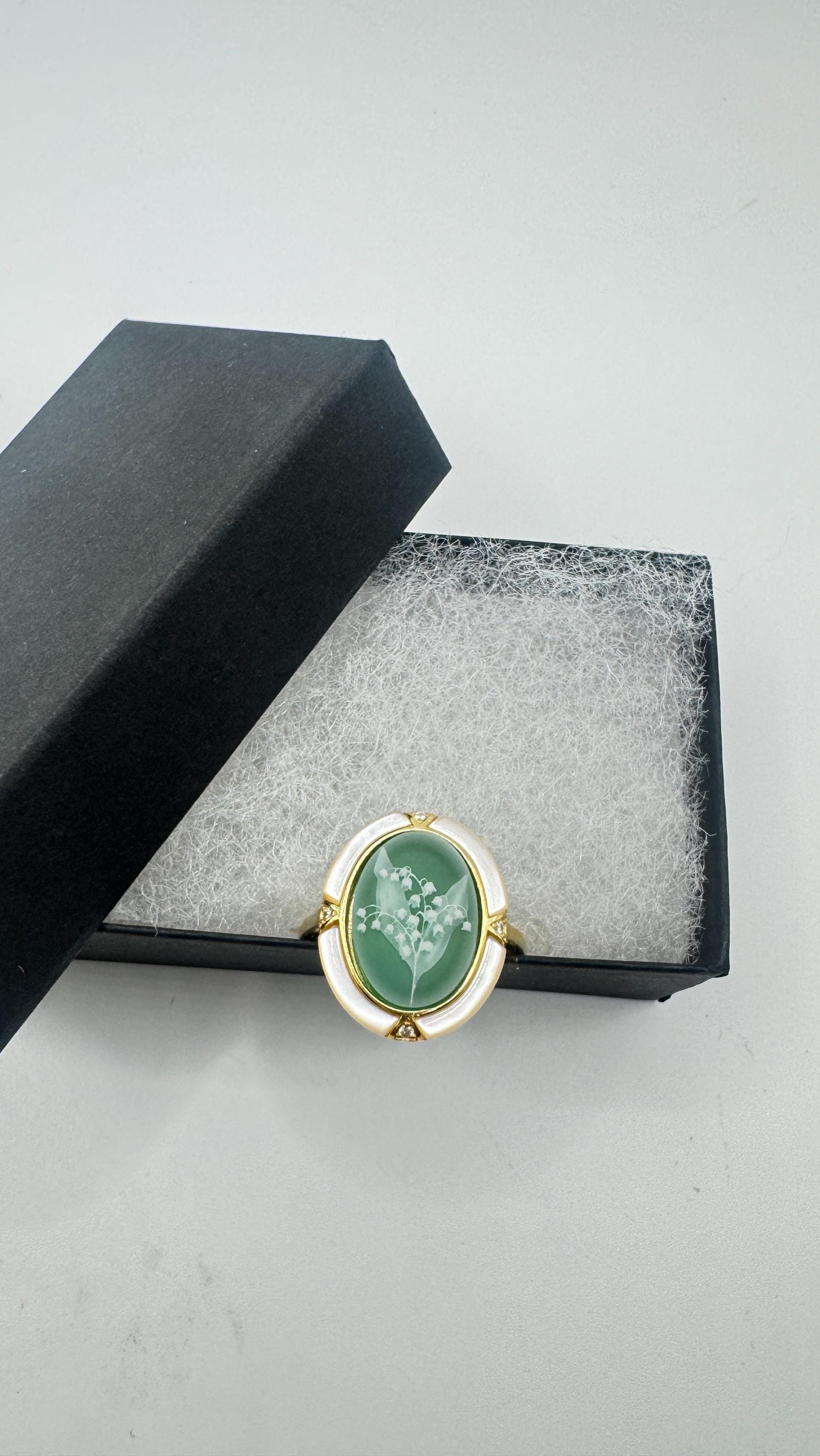 Vintage Lily of the Valley Cameo 925 Sterling Silver Ring
