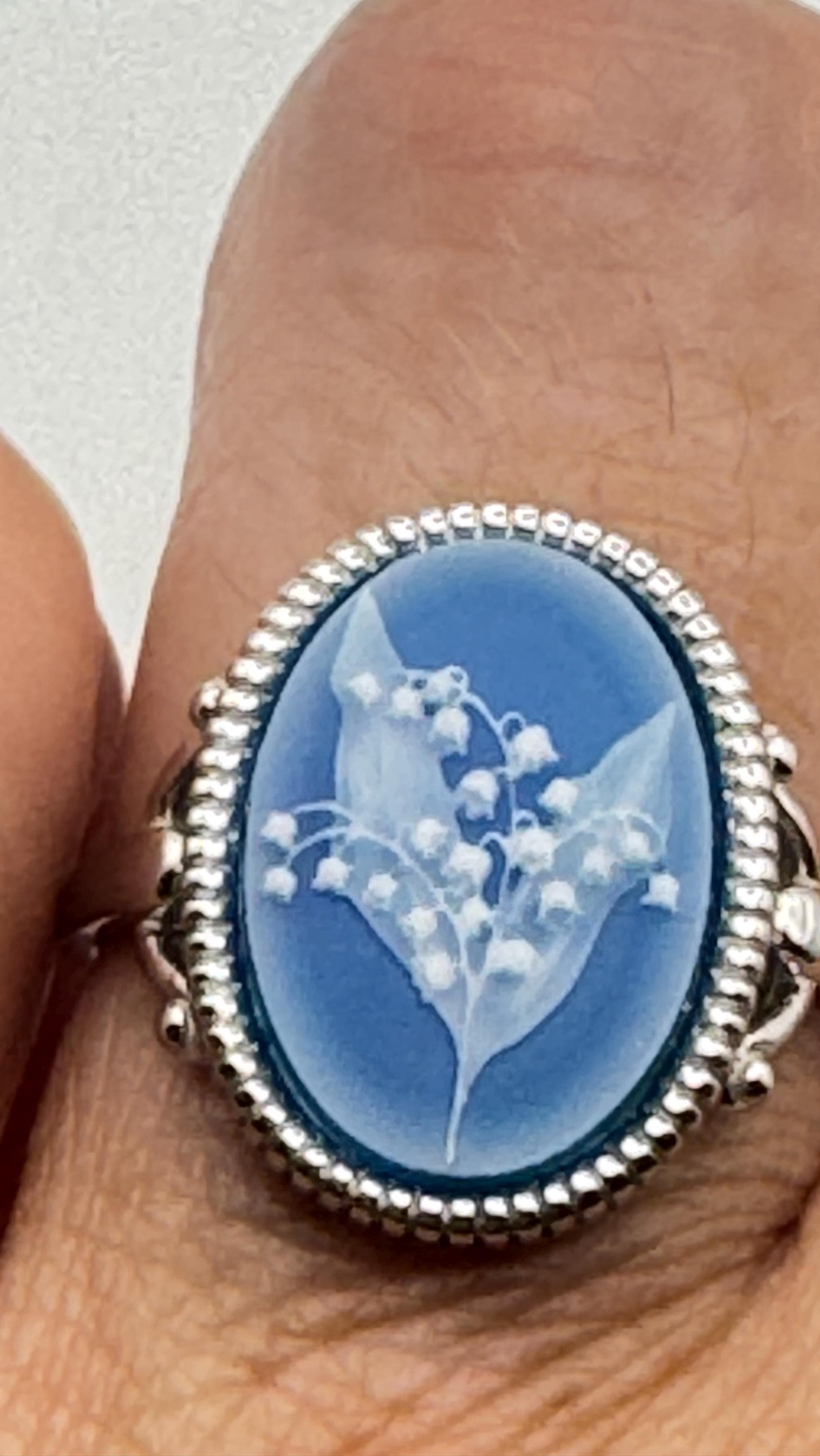 Vintage Lily of the Valley Cameo 925 Sterling Silver Ring