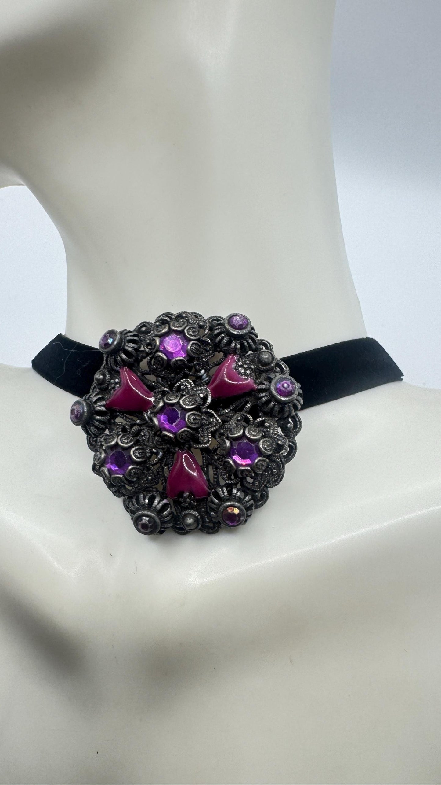 Vintage Rhinestone Purple Crystal Brooch Pin