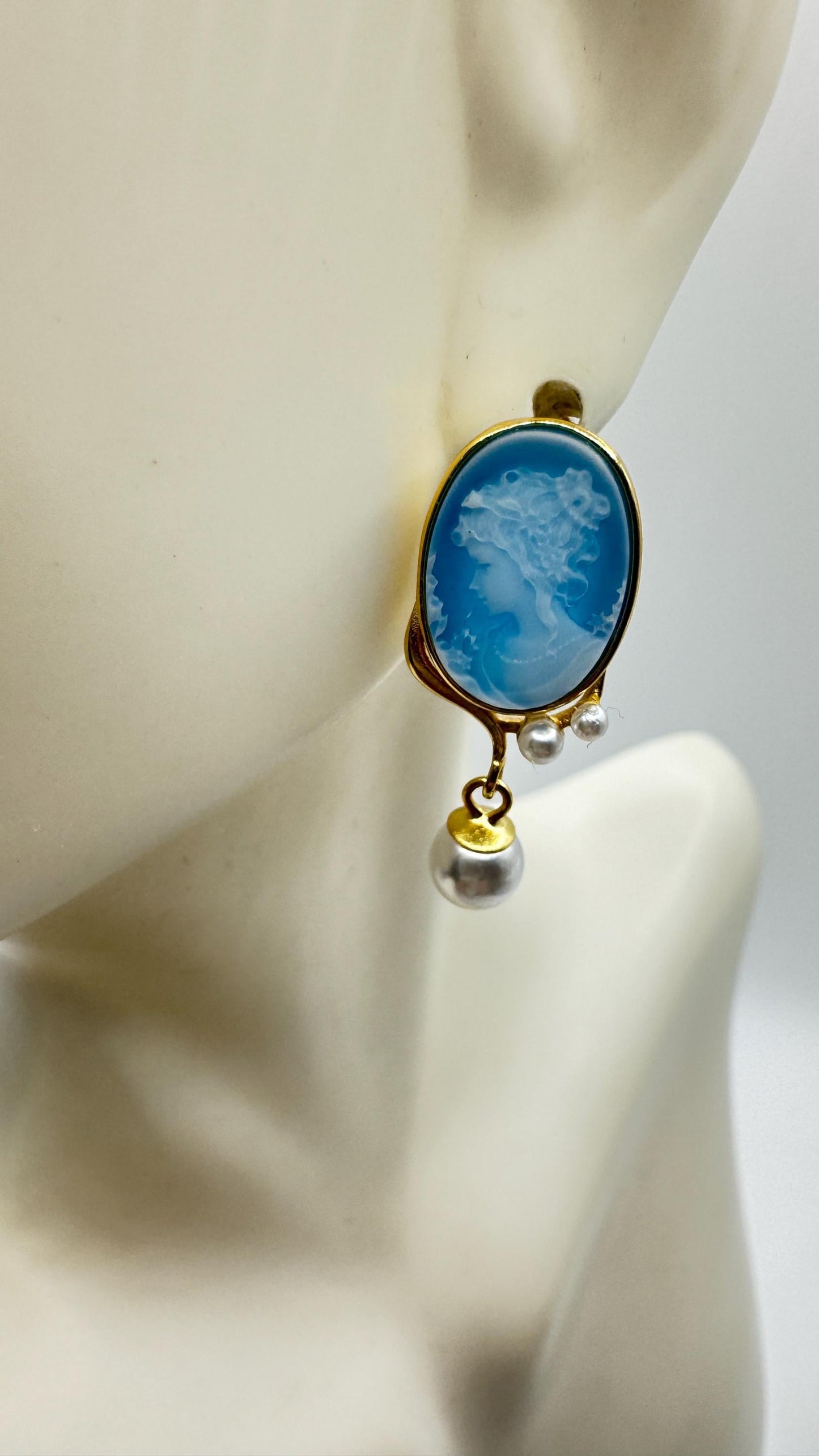 Vintage Blue Onyx Cameo Yellow Golden 925 Sterling Silver Earrings
