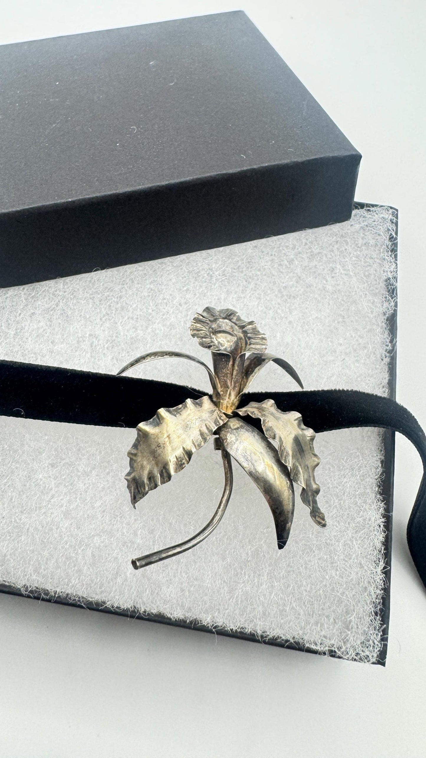 Vintage Hand Made Deco Orchid Flower 925 Sterling Silver Brooch Pin on Black velvet choker ribbon