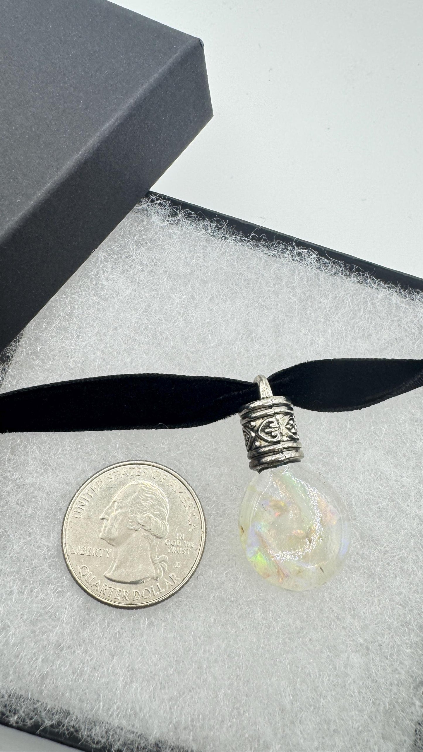 Vintage White Floating Opal Choker Pendant Necklace Black Choker
