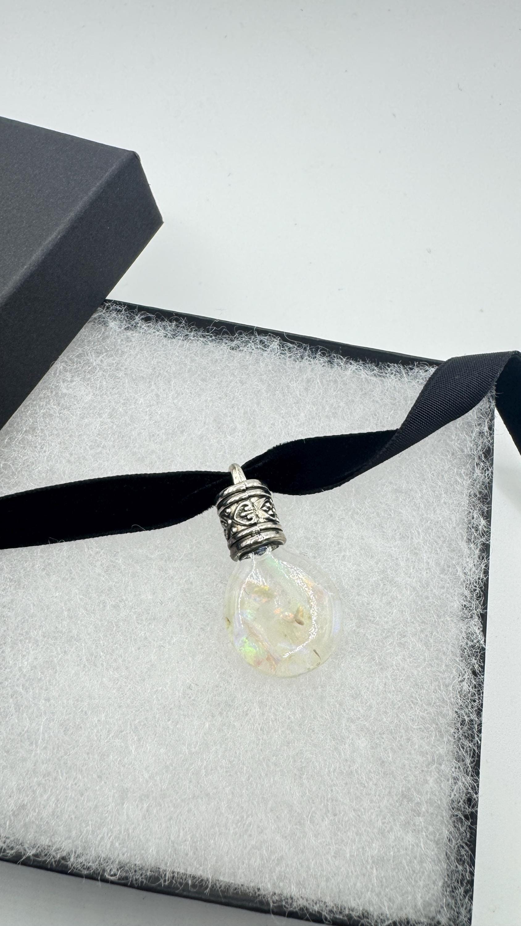 Vintage White Floating Opal Choker Pendant Necklace Black Choker