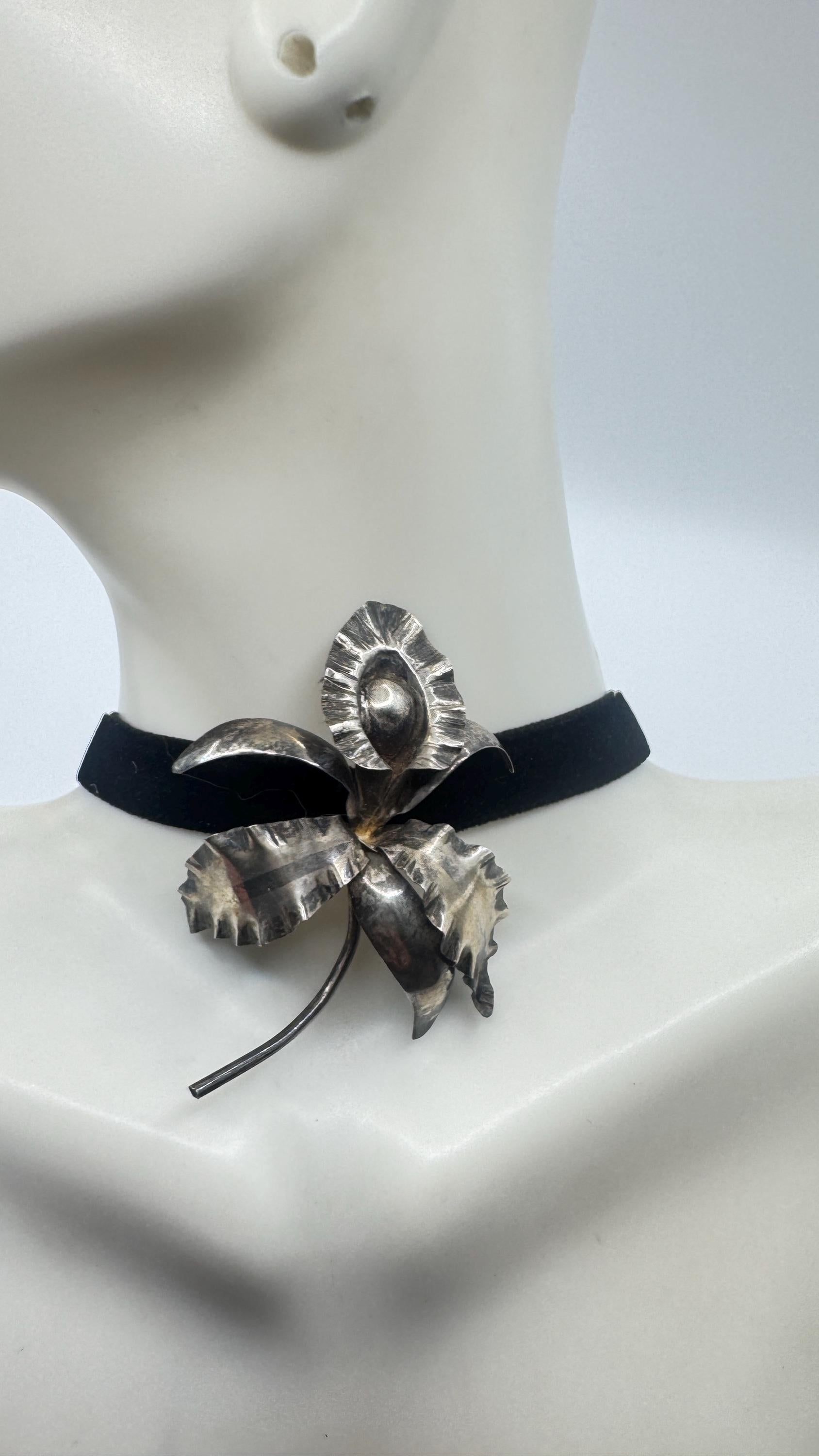 Vintage Hand Made Deco Orchid Flower 925 Sterling Silver Brooch Pin on Black velvet choker ribbon