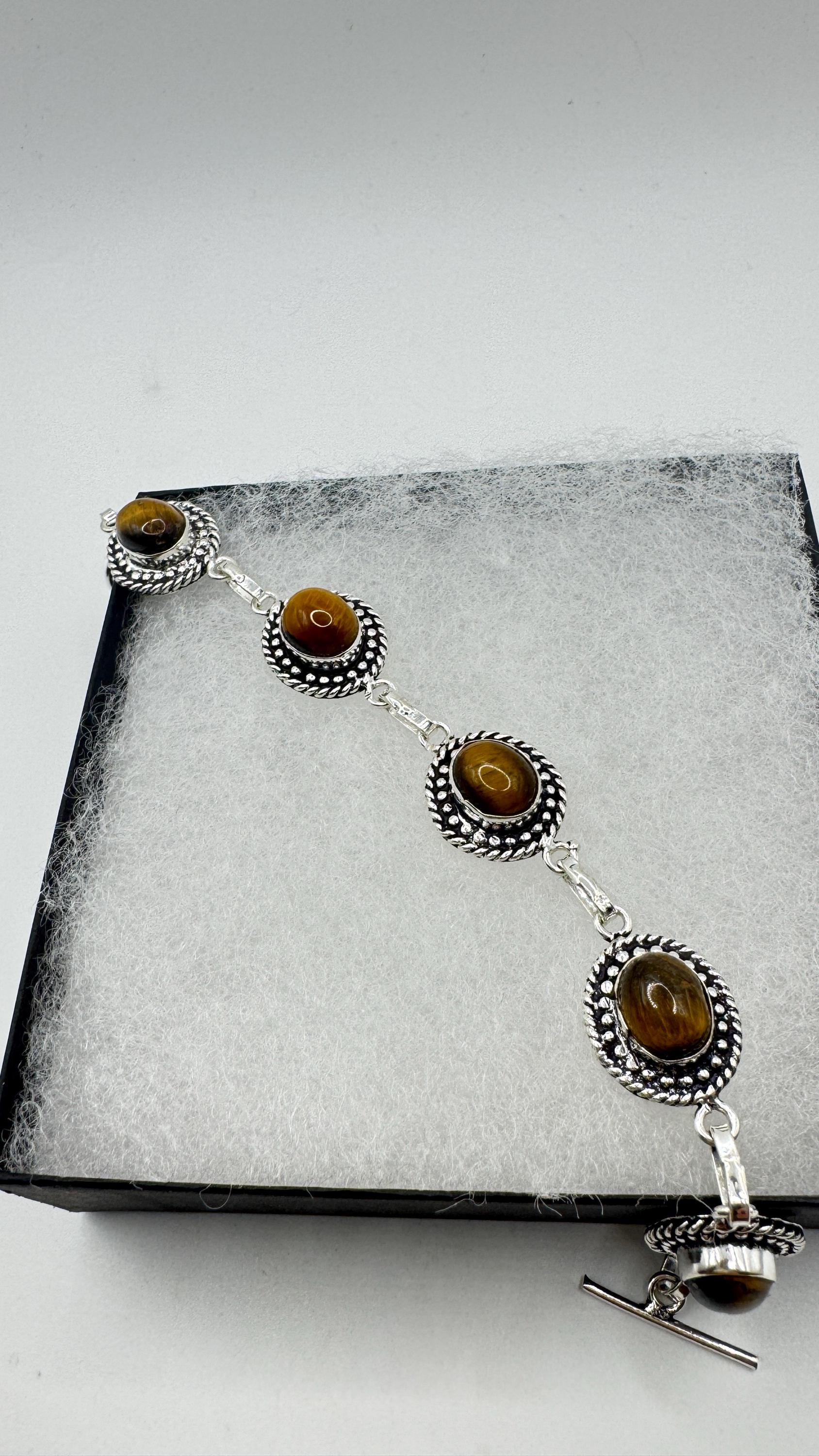 Vintage tigers eye Bracelet