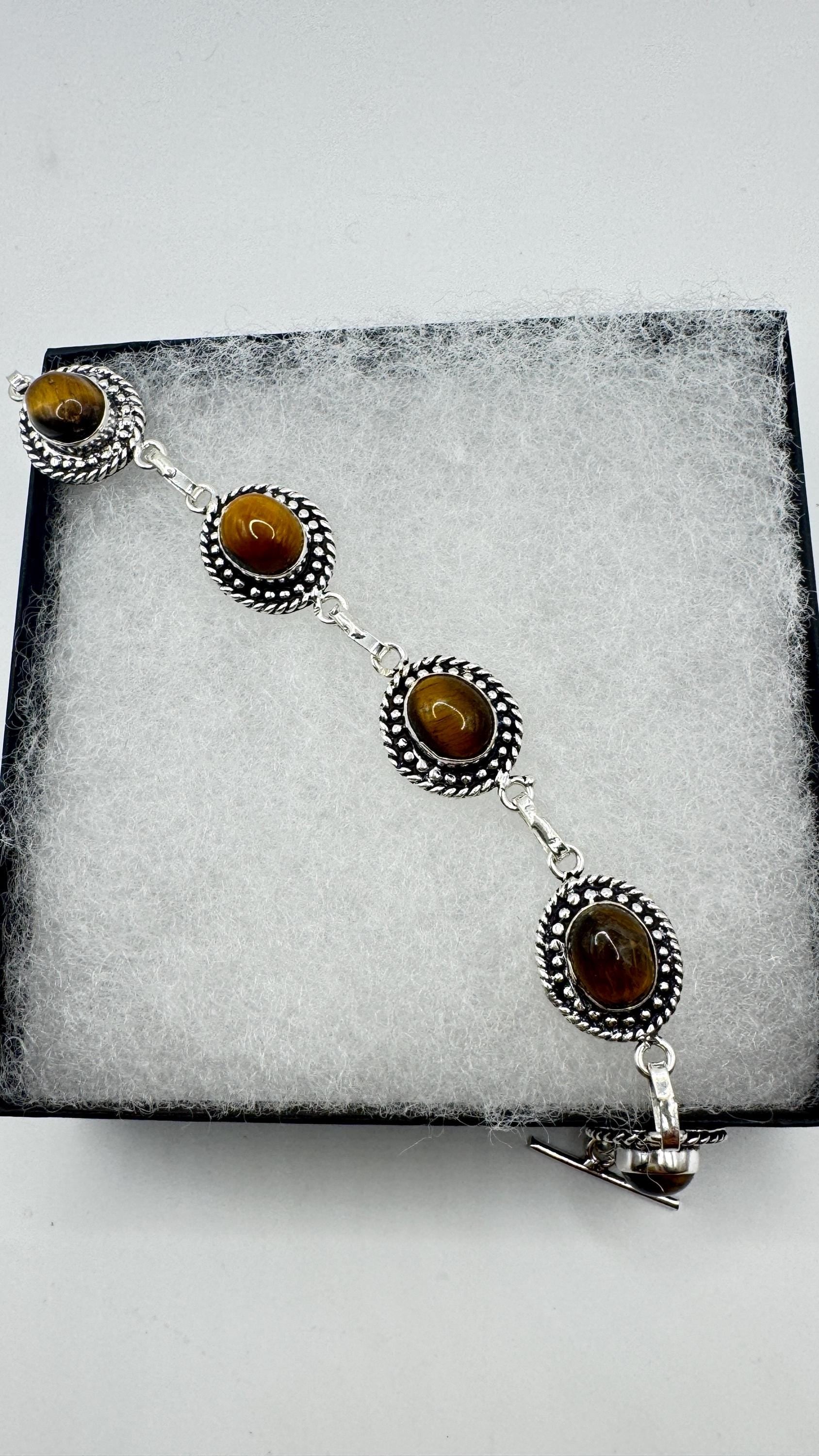 Vintage tigers eye Bracelet