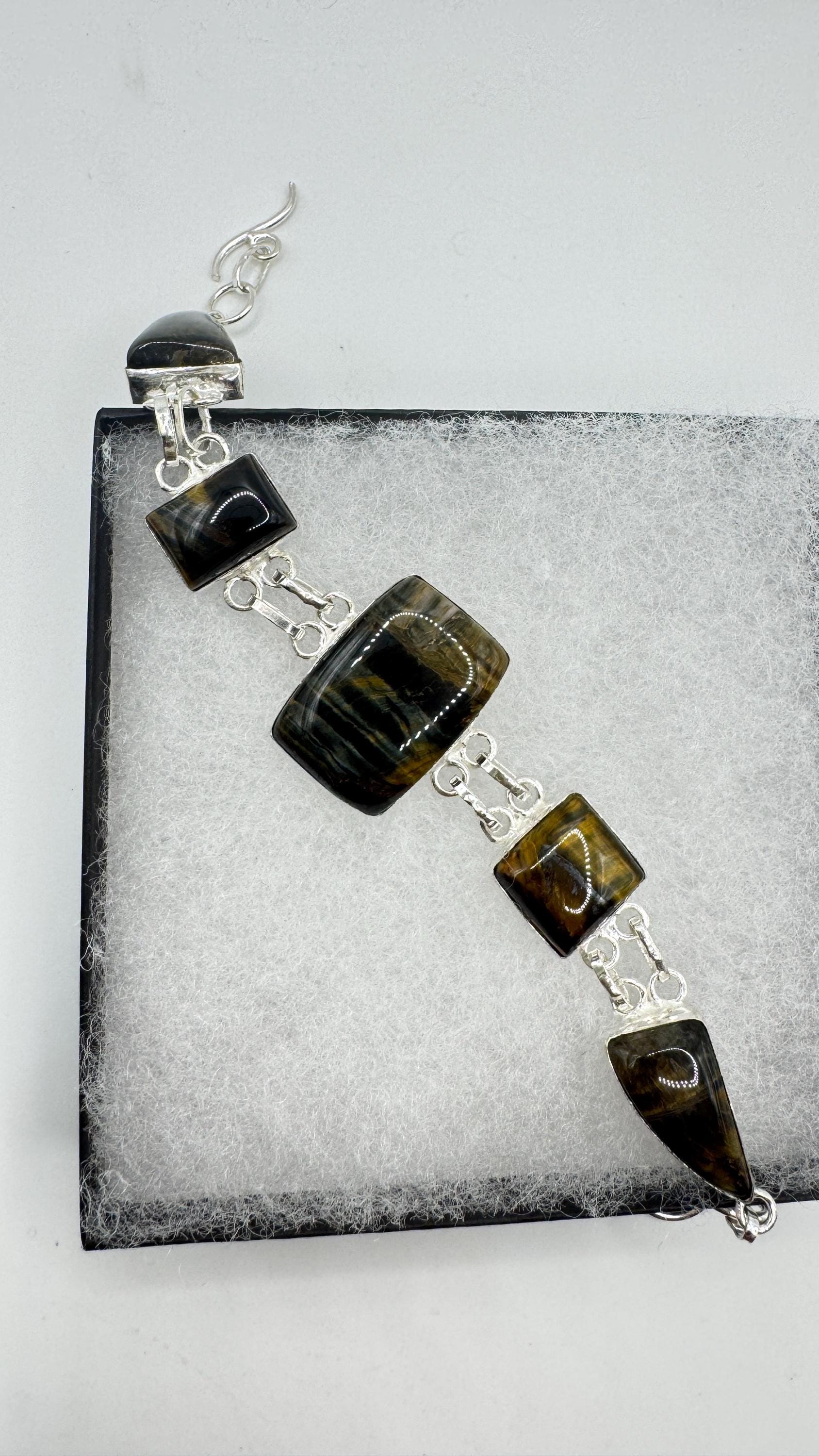 Vintage tigers eye Bracelet