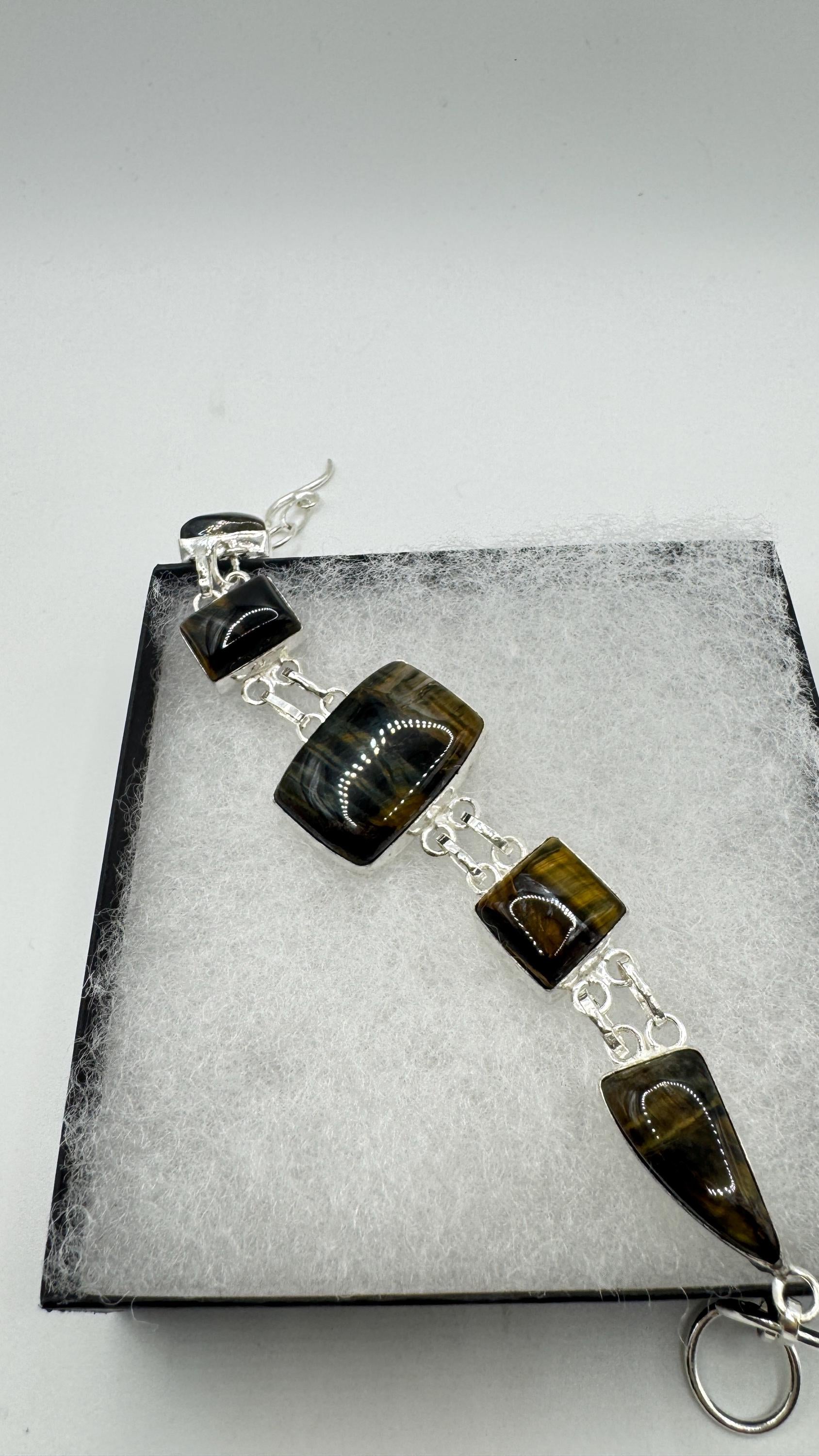 Vintage tigers eye Bracelet