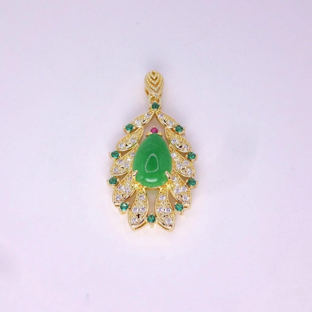 Vintage Green Jade Yellow Golden Filled Lucky Necklace