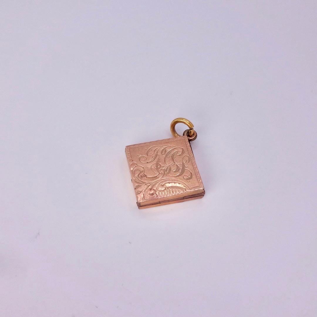 Vintage Locket Choker Golden Filled Deco Etched Necklace