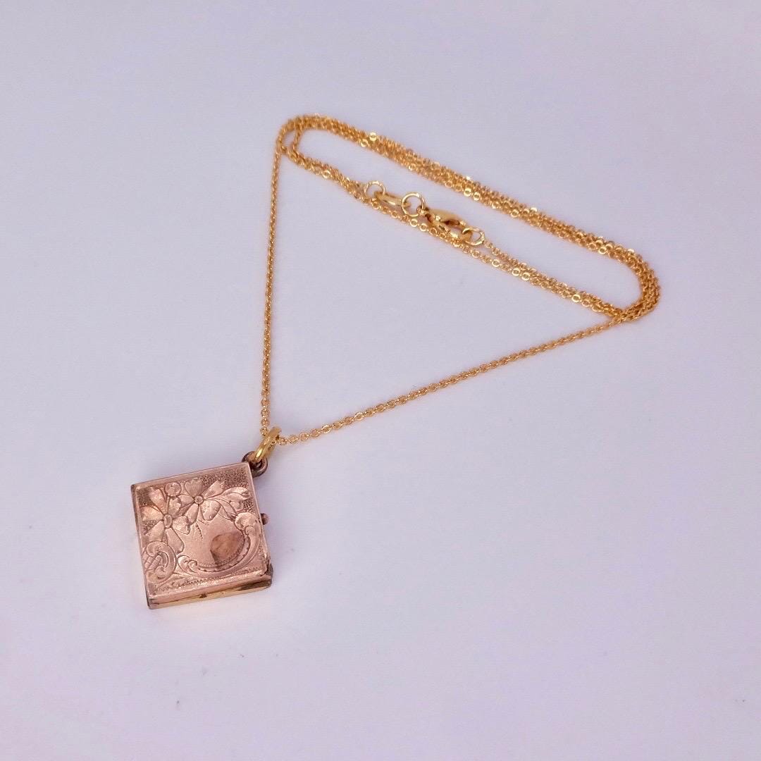 Vintage Locket Choker Golden Filled Deco Etched Necklace