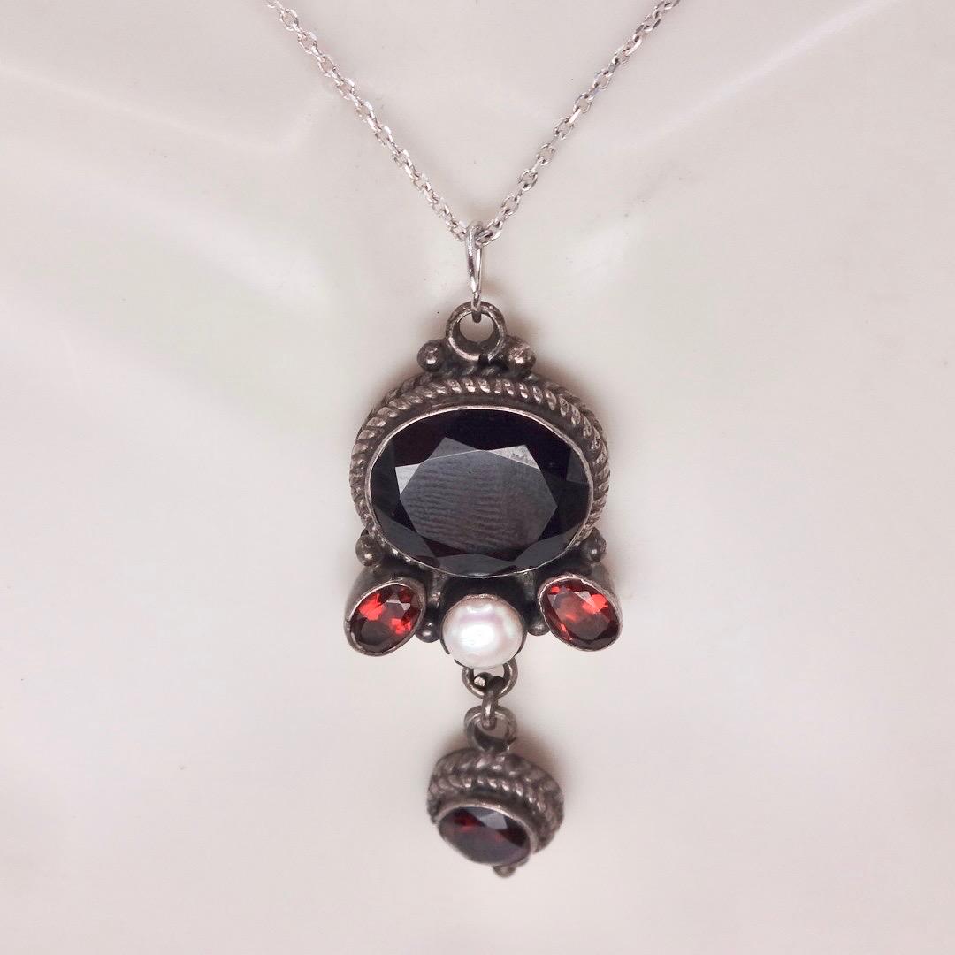 Vintage 925 Sterling Silver Red Garnet Antique Pendant Necklace Choker