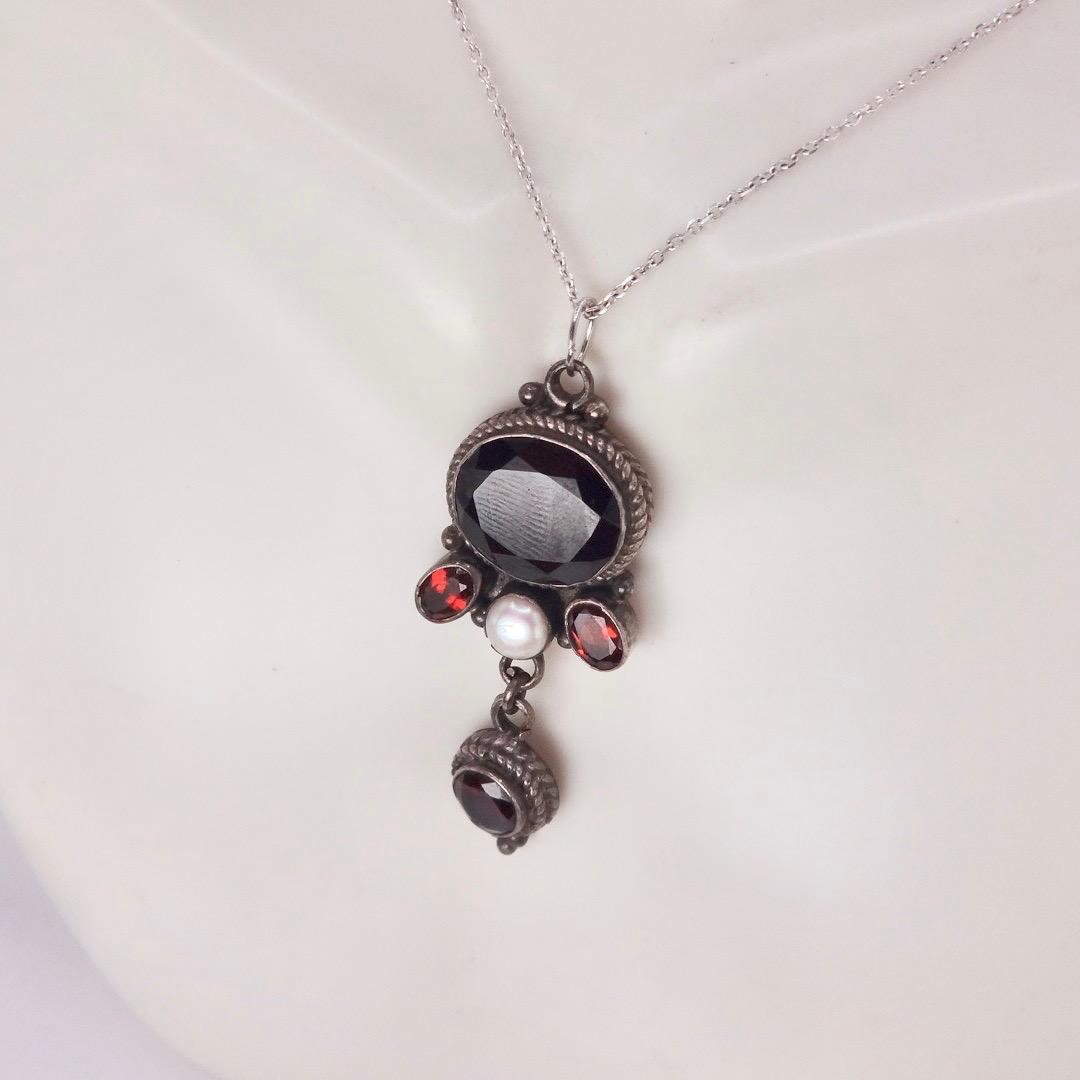 Vintage 925 Sterling Silver Red Garnet Antique Pendant Necklace Choker