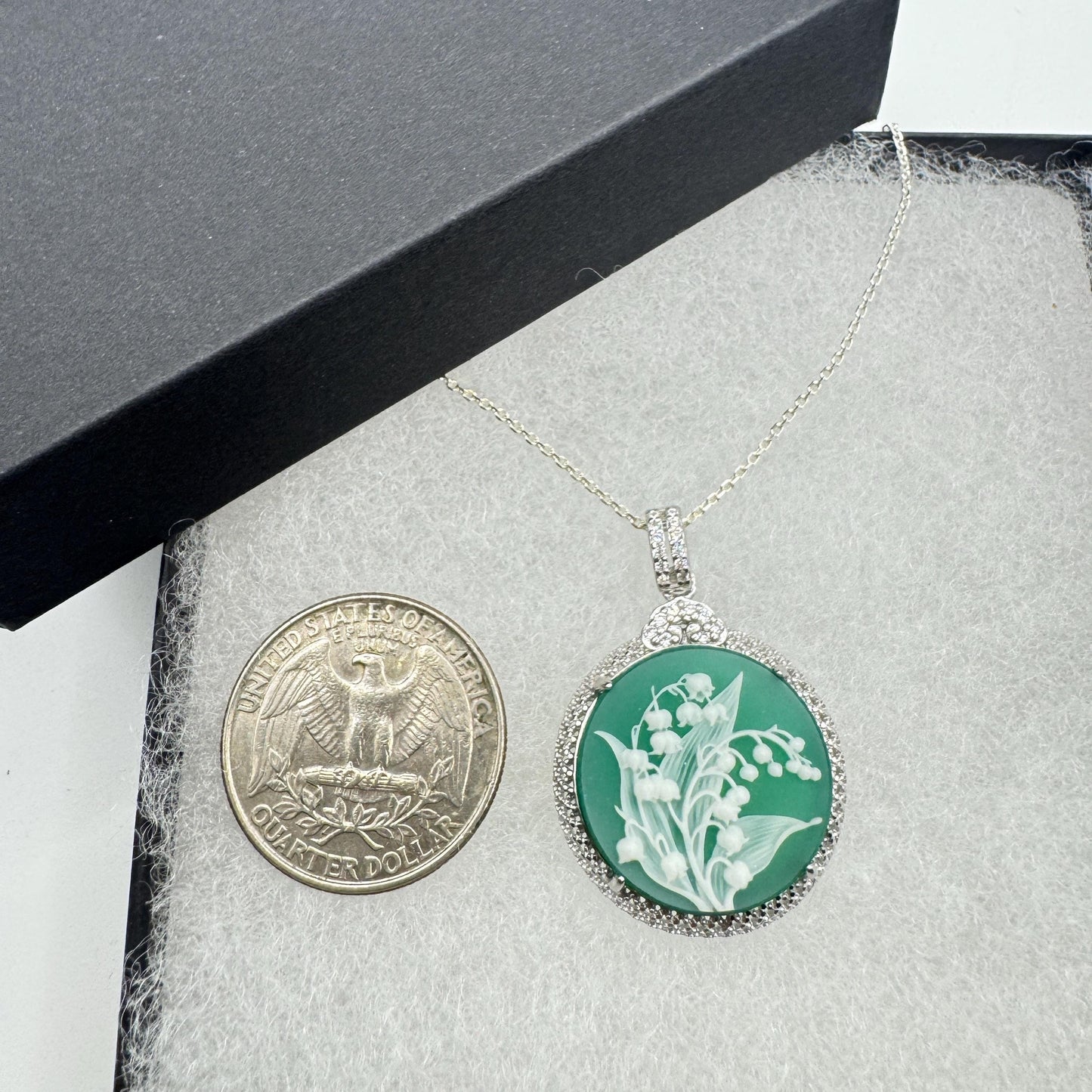 Vintage Lily of the Valley Green Onyx Cameo Choker 925 Sterling Silver Necklace