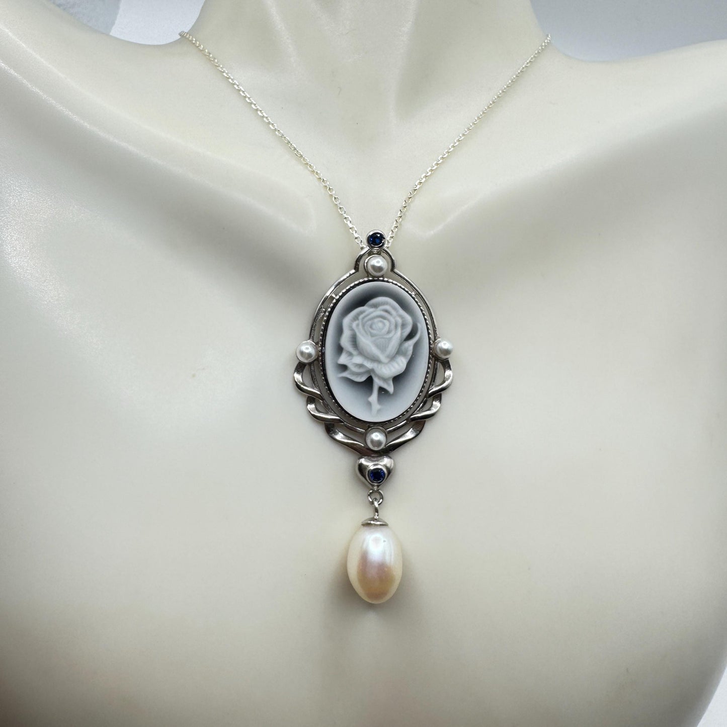 Vintage Rose Flower Cameo Yellow Golden 925 Sterling Silver Necklace Choker
