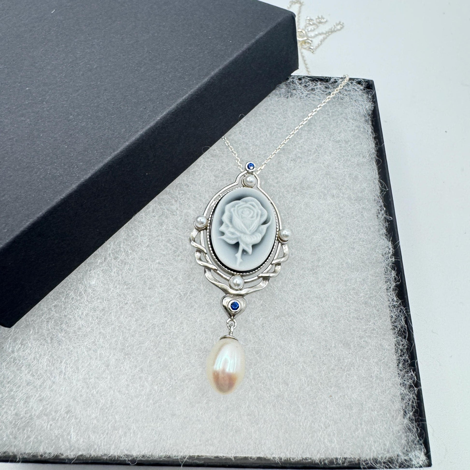 Vintage Rose Flower Cameo Yellow Golden 925 Sterling Silver Necklace Choker