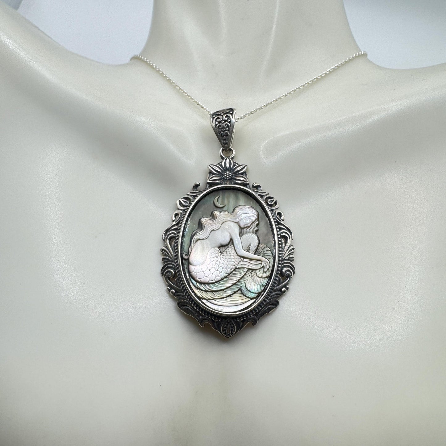 Vintage Mother of Pearl Mermaid Cameo Sterling Silver Necklace Choker