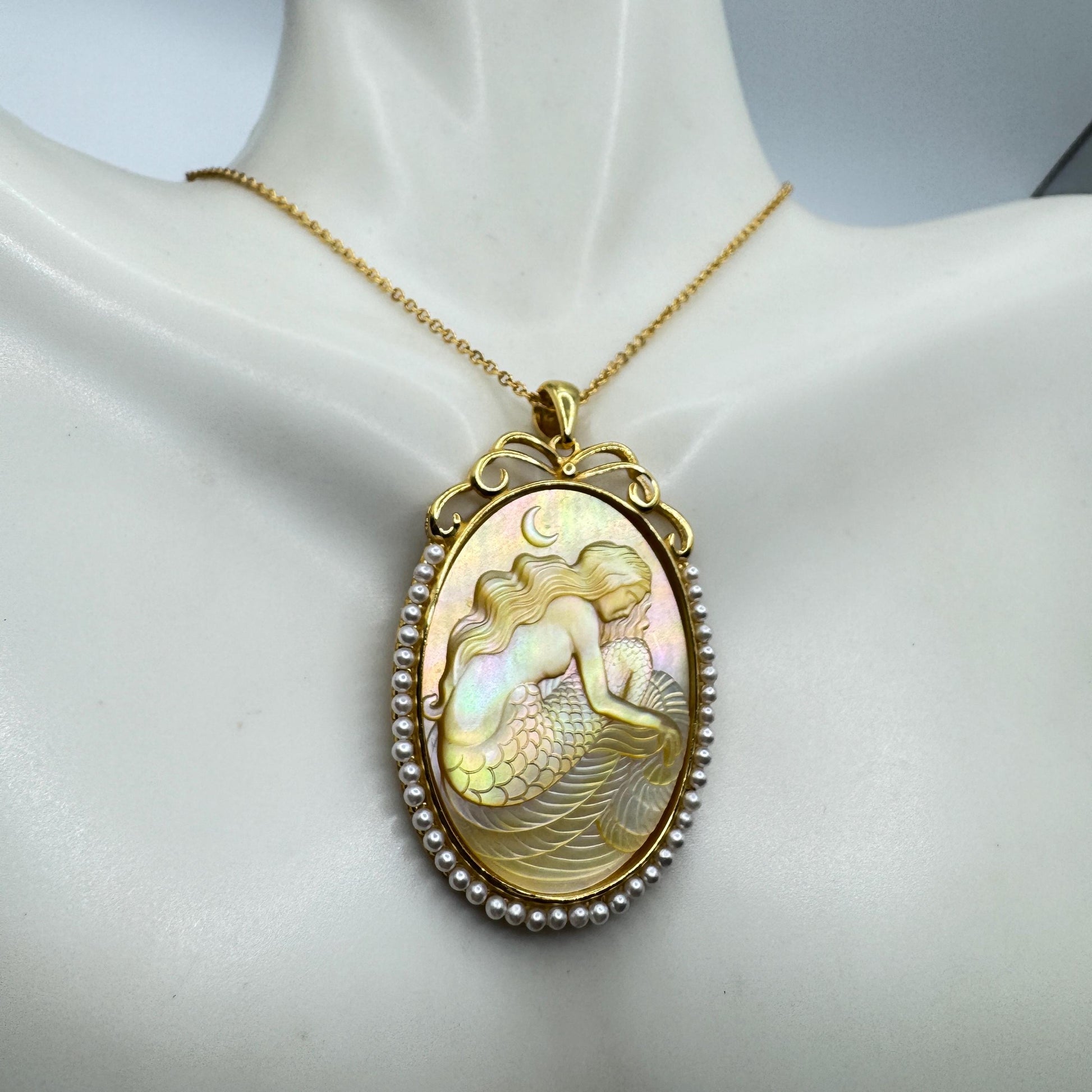Vintage Mother of Pearl Mermaid Cameo Golden Sterling Silver Necklace Choker