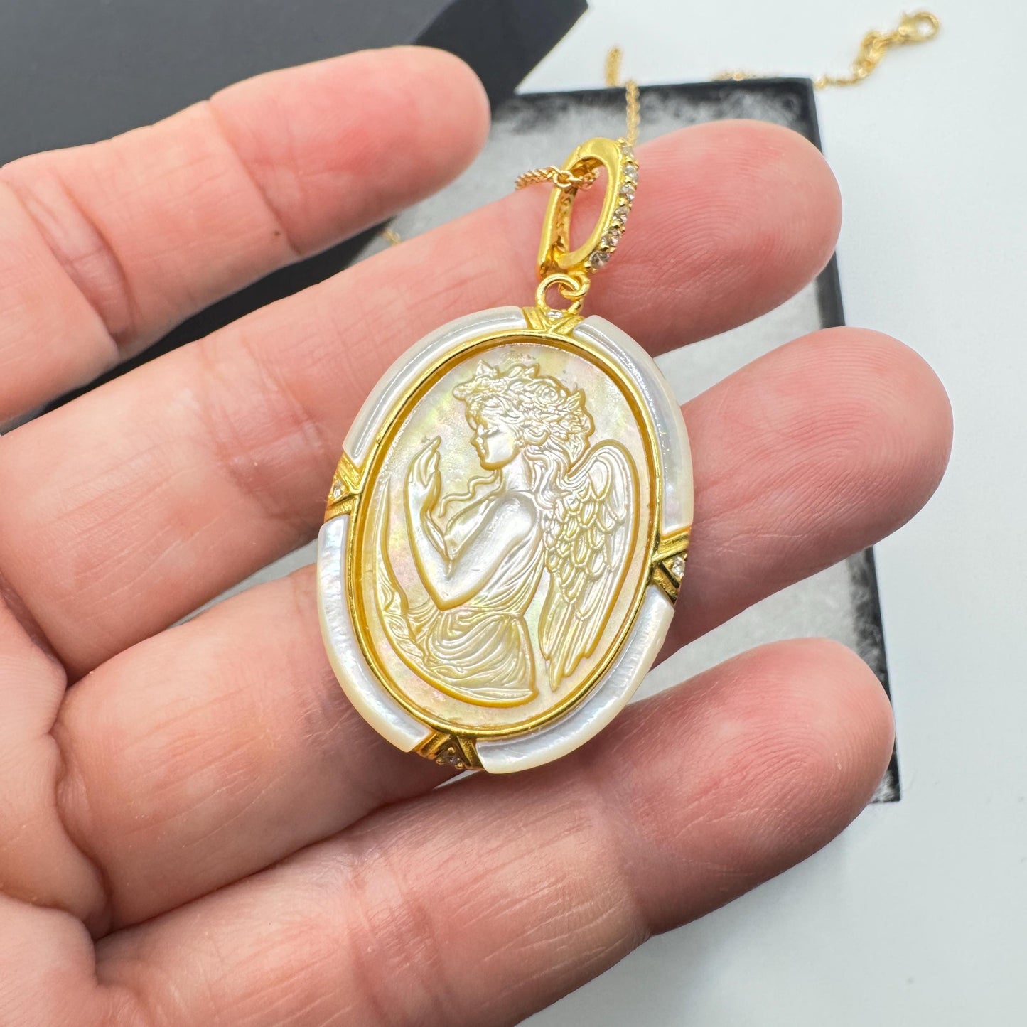 Vintage Mother of Pearl Gaurdian Angel Cameo Golden 925 Sterling silver Necklace Choker