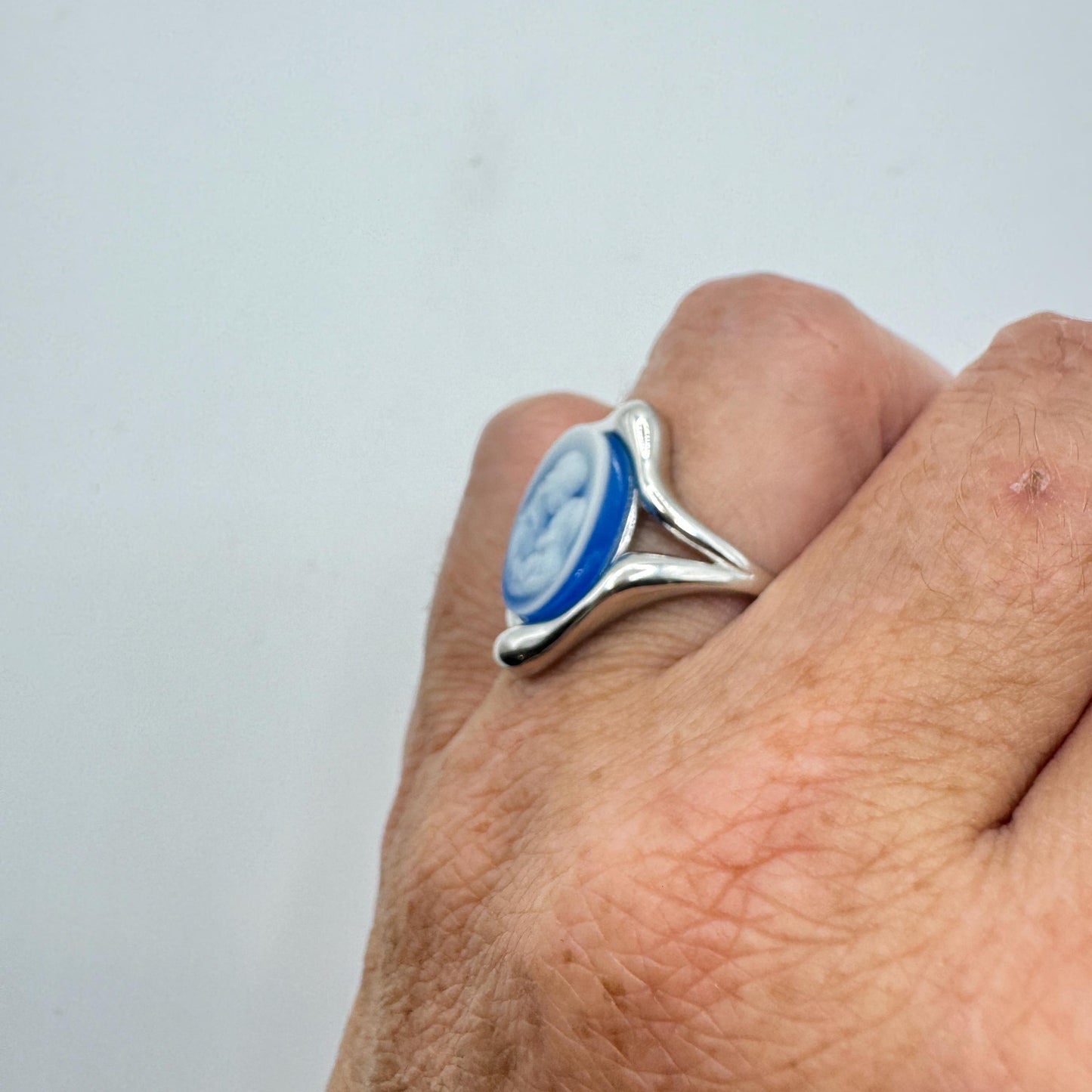 Vintage Blue Onyx Rose Cameo Golden 925 Sterling Silver Cocktail Ring