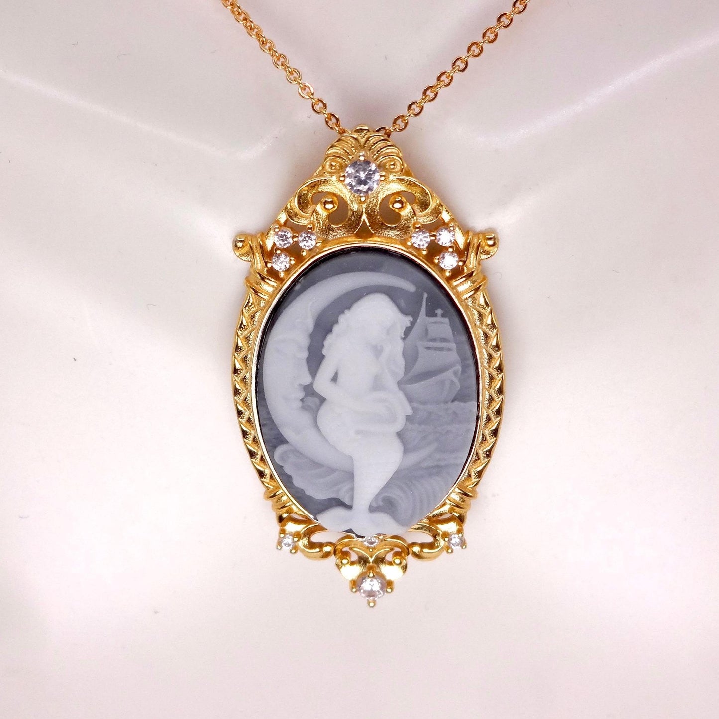 Vintage Black Onyx Mermaid Cameo Golden Sterling Silver Necklace Choker Pin