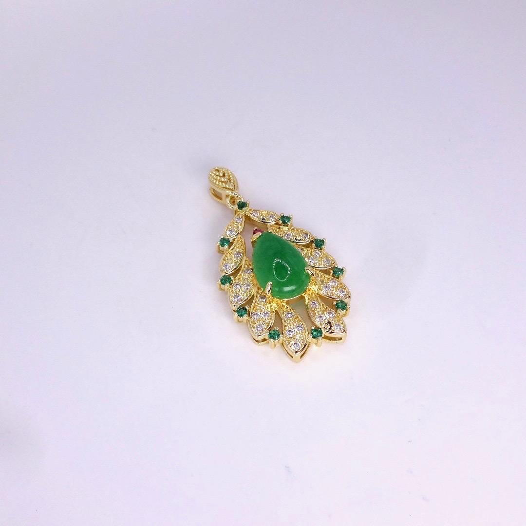 Vintage Green Jade Yellow Golden Filled Lucky Necklace
