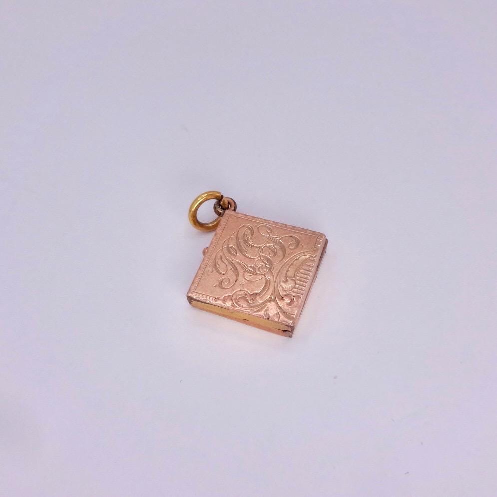 Vintage Locket Choker Golden Filled Deco Etched Necklace