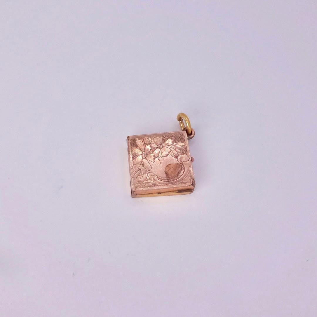 Vintage Locket Choker Golden Filled Deco Etched Necklace