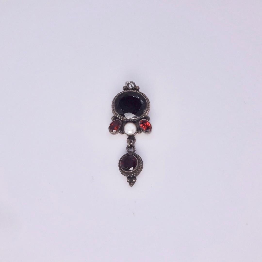 Vintage 925 Sterling Silver Red Garnet Antique Pendant Necklace Choker