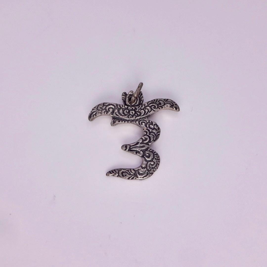 Vintage Ohm Shanti Silver Bronze Velvet Choker Necklace