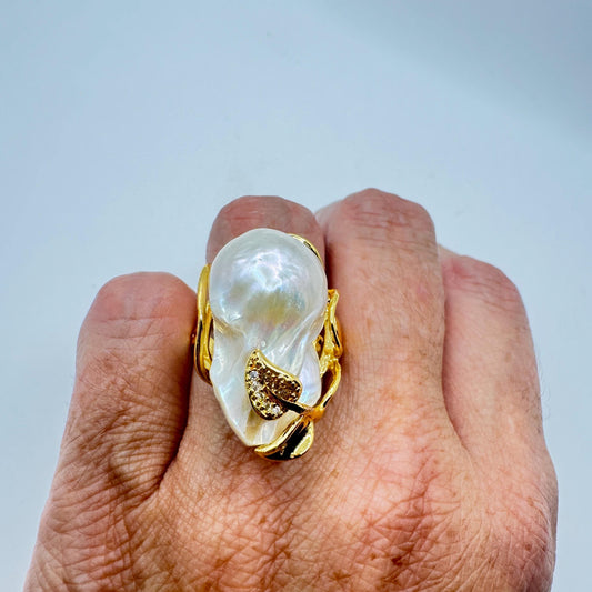 Vintage Biwa Pearl Ring Golden 925 Sterling Silver Cocktail Statement Adjustable