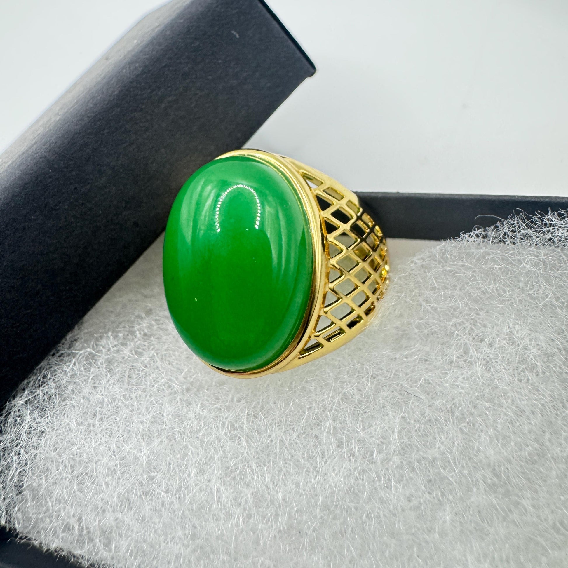 Vintage Green Fun Jade Golden Finished Bronze Mens Ring