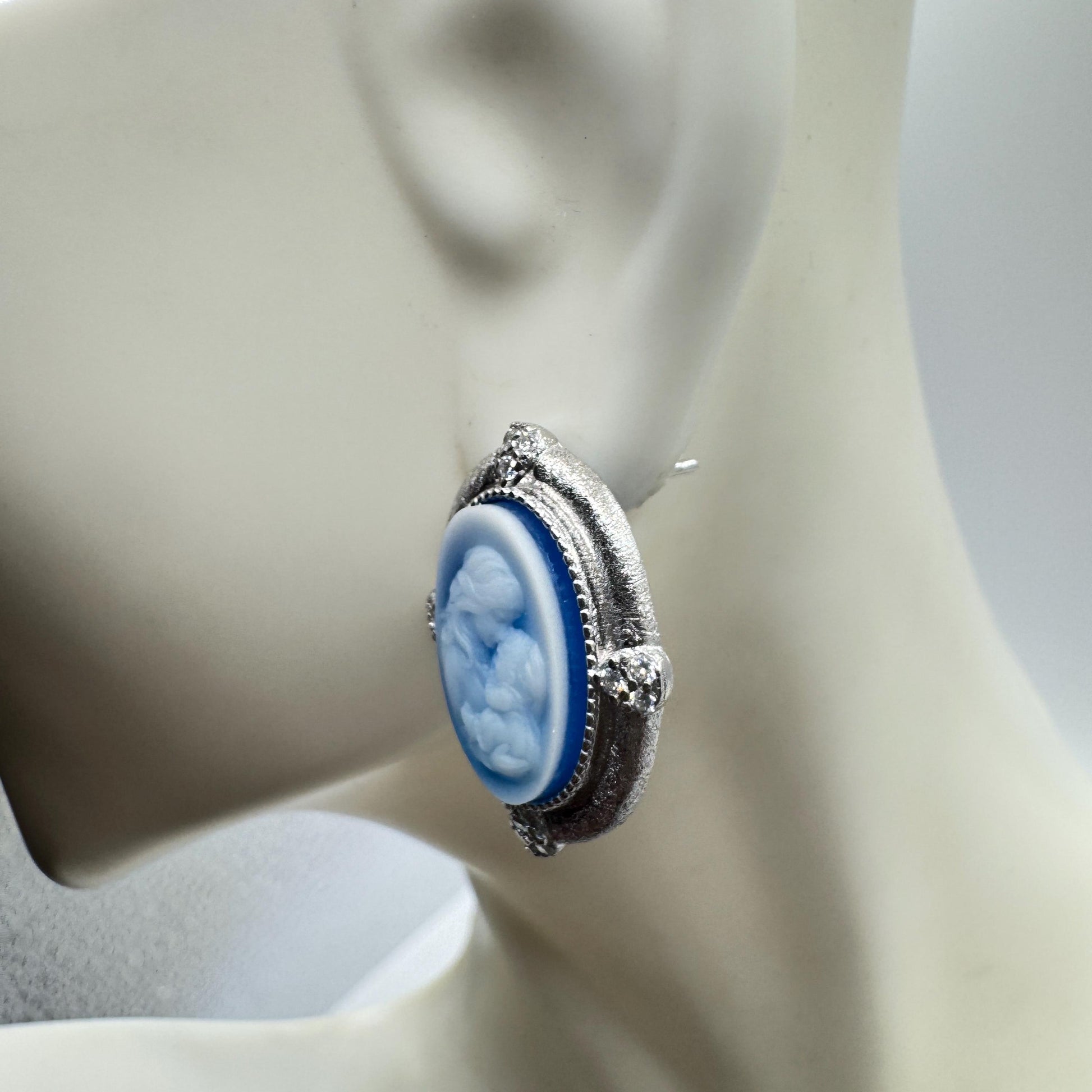 Vintage Mother Child Blue Onyx Cameo 925 Sterling Silver Stud Earrings