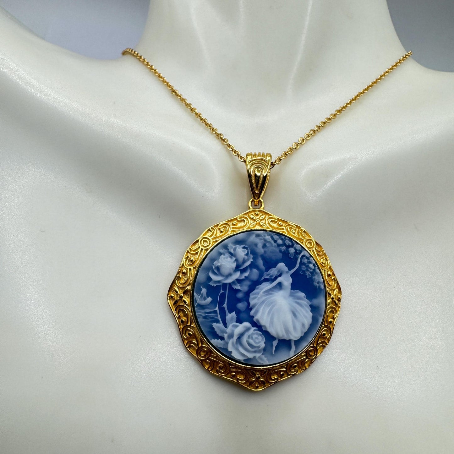 Vintage Blue Ballerina Cameo Flowers Gold 925 Sterling Silver Necklace Choker