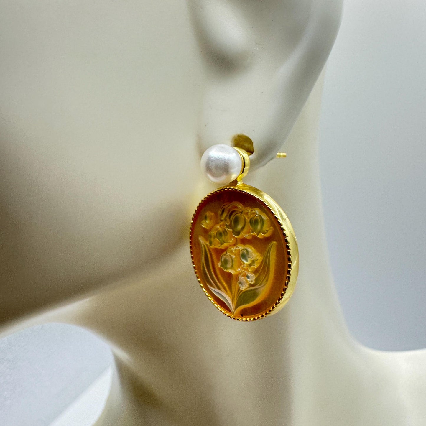 Vintage Abalone Lily Valley Cameo Golden 925 Sterling Silver Earrings