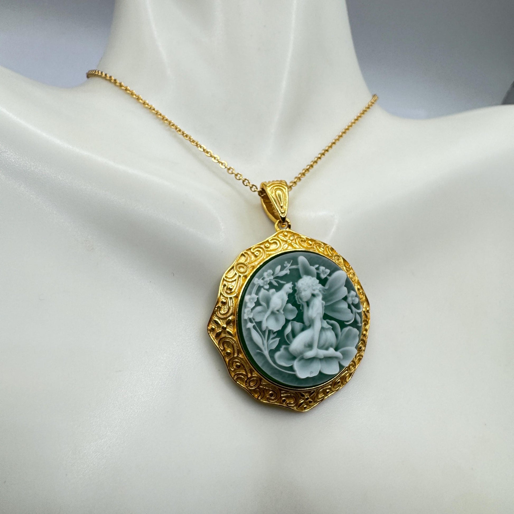 Vintage Fairy Carved Cameo 925 Sterling Silver Necklace Choker