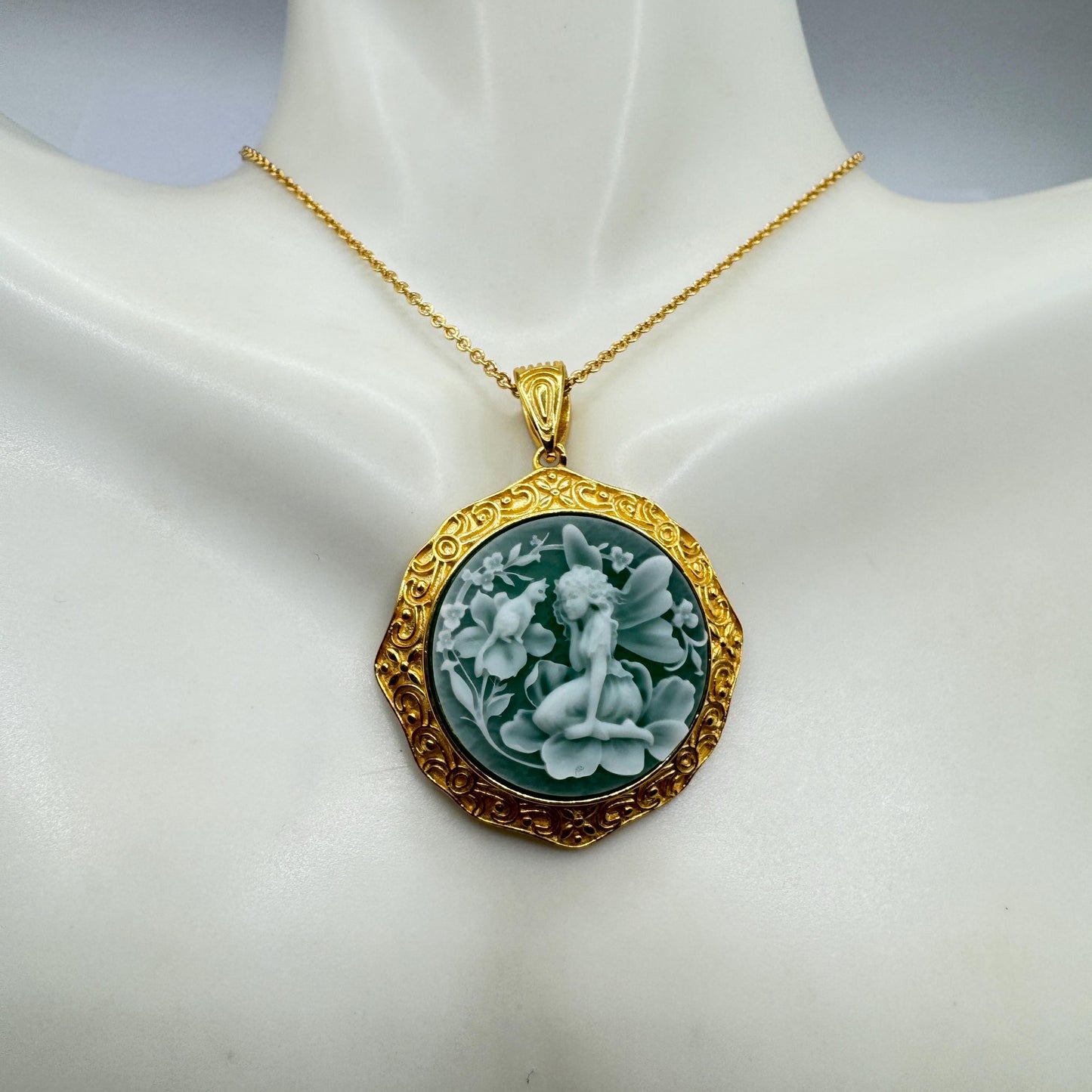 Vintage Fairy Carved Cameo 925 Sterling Silver Necklace Choker