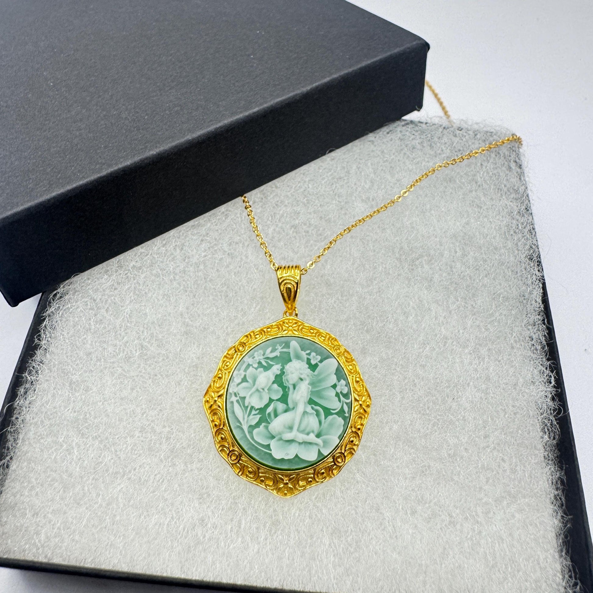 Vintage Fairy Carved Cameo 925 Sterling Silver Necklace Choker
