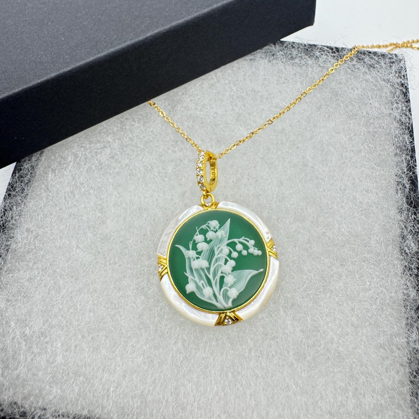 Vintage Lily of the Valley Green Onyx Cameo Choker 925 Sterling Silver Necklace