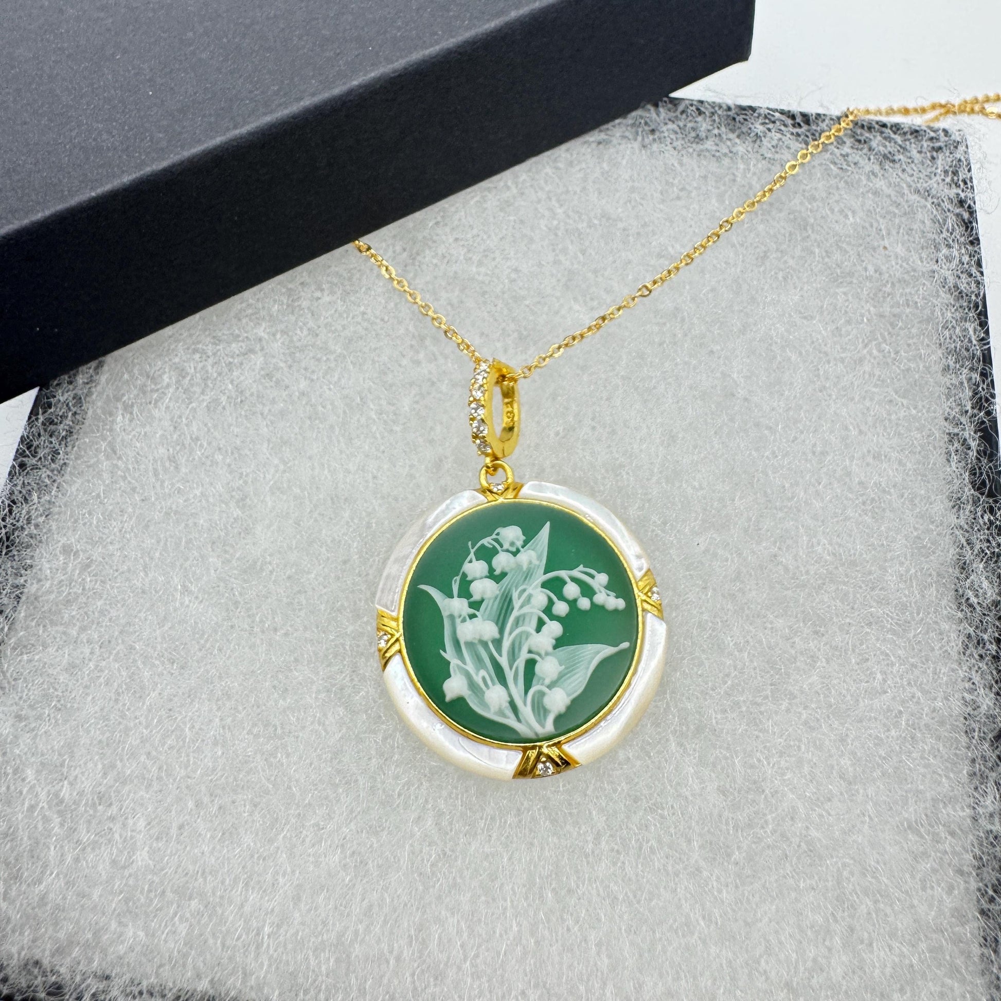 Vintage Lily of the Valley Green Onyx Cameo Choker 925 Sterling Silver Necklace