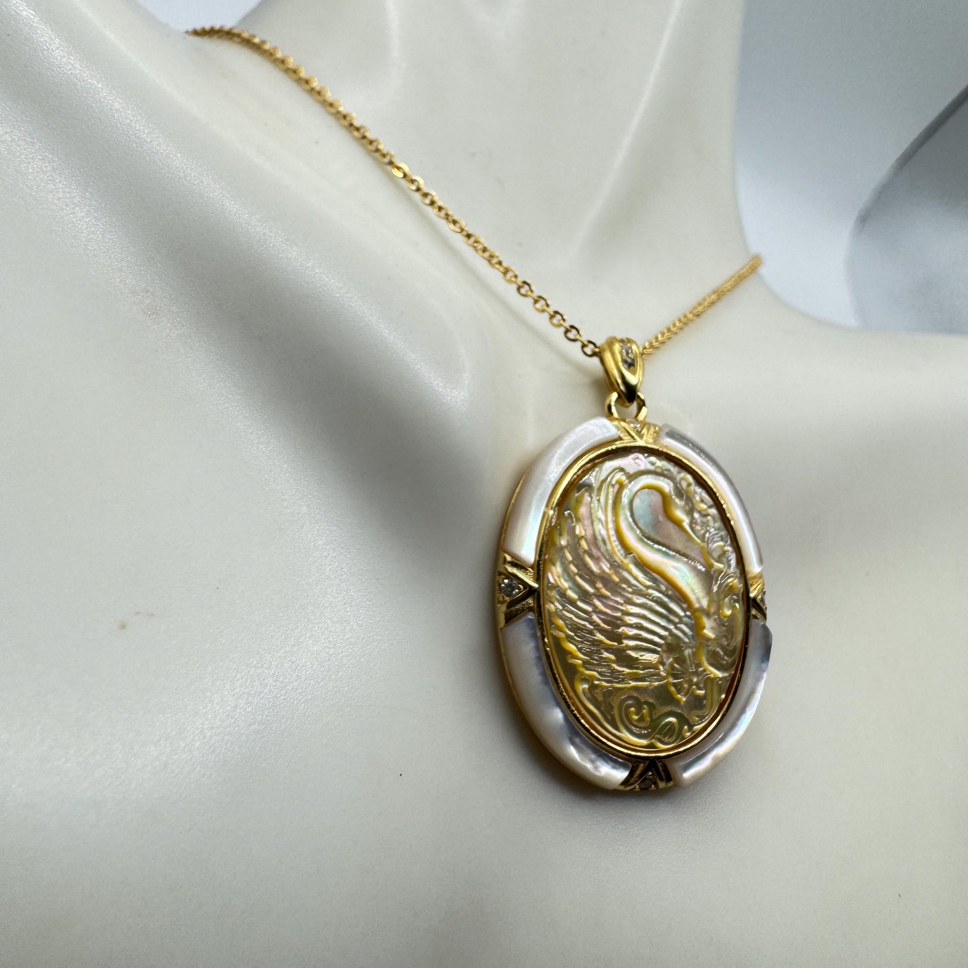 Vintage Abalone Pearl Black Swan Cameo Gold 925 Sterling silver Necklace Pin Choker