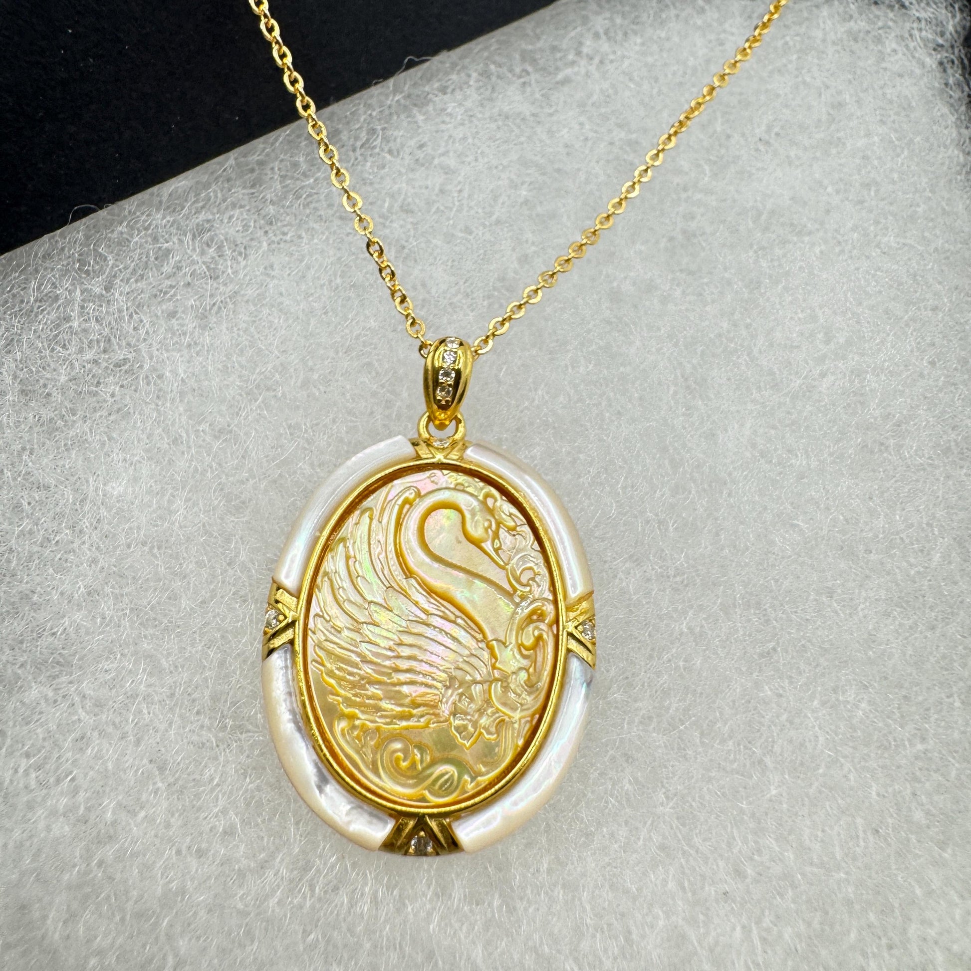 Vintage Abalone Pearl Black Swan Cameo Gold 925 Sterling silver Necklace Pin Choker