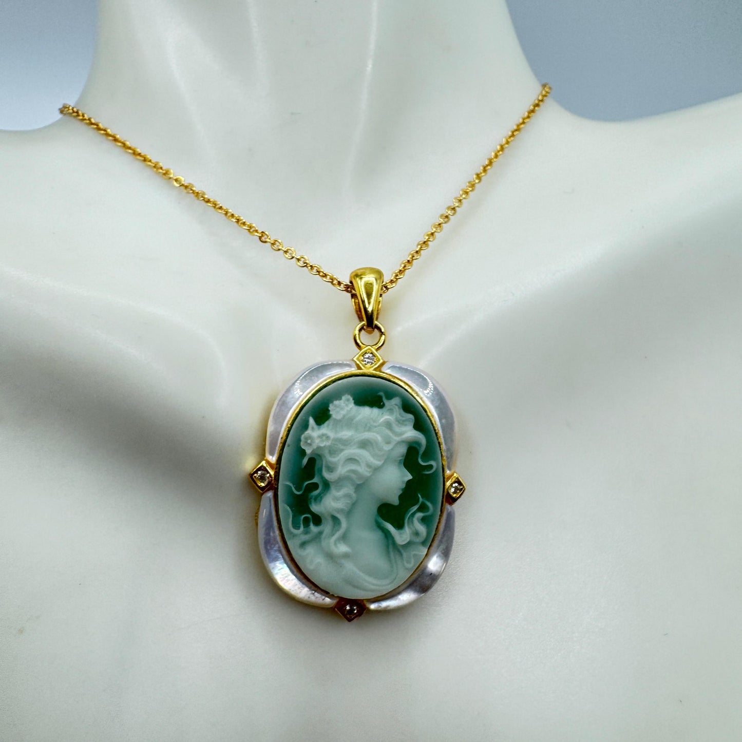 Vintage Carved Green Onyx Cameo 925 Sterling Silver Necklace Choker