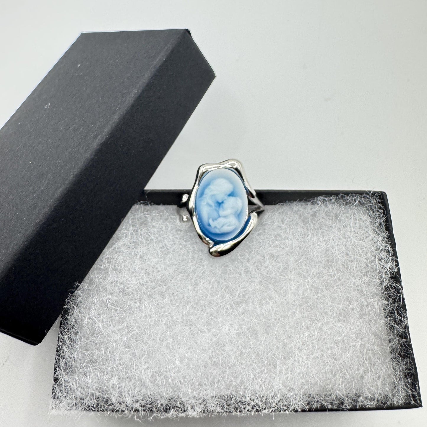 Vintage Blue Onyx Rose Cameo Golden 925 Sterling Silver Cocktail Ring