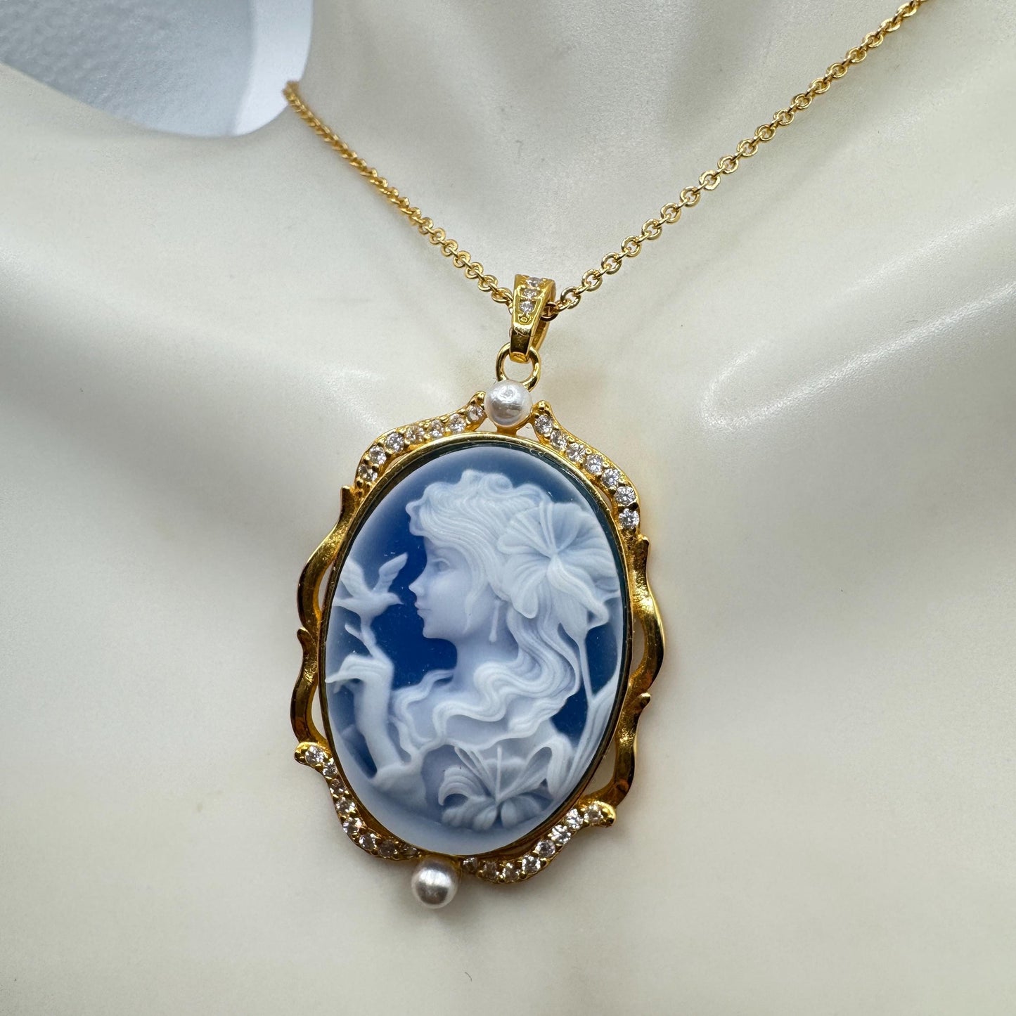 Vintage Moon Goddess Genuine Blue Onyx Cameo Sterling Silver Necklace Choker