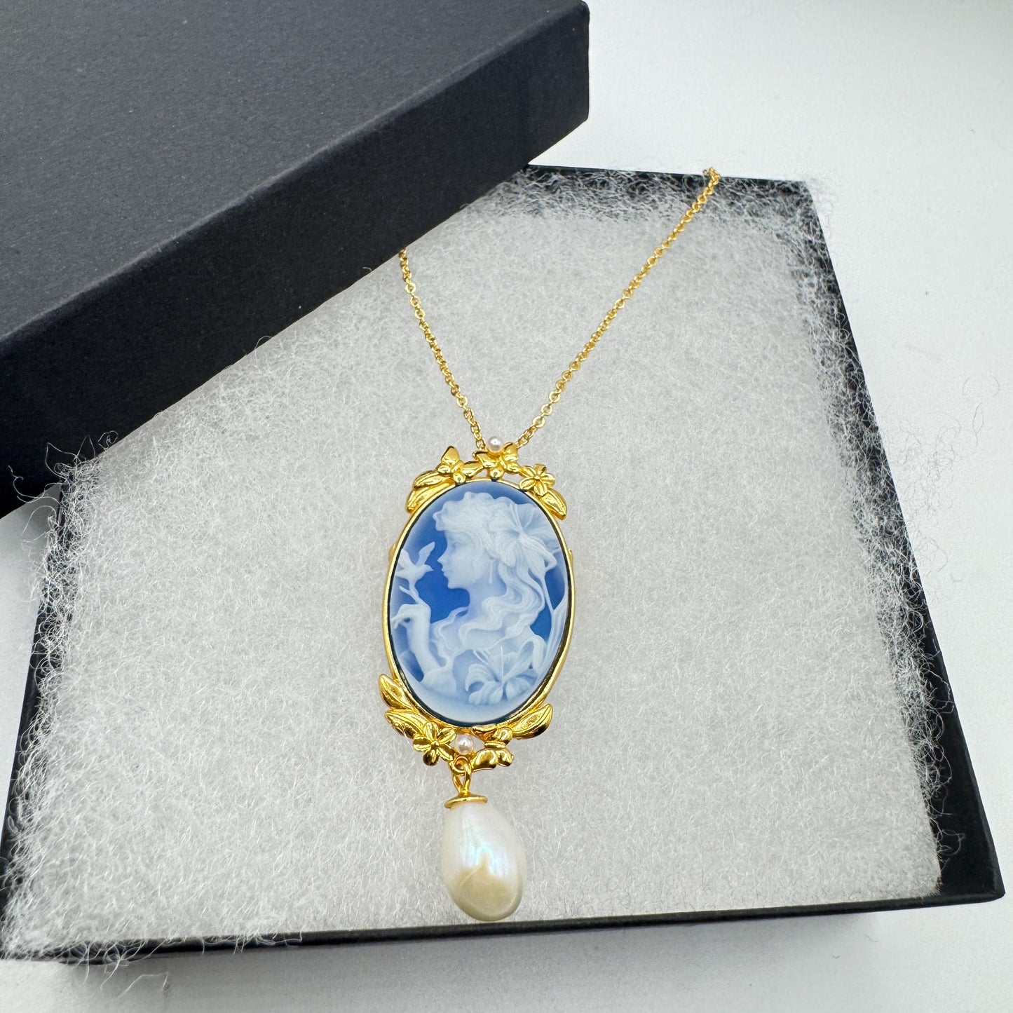 Vintage Moon Goddess Genuine Blue Onyx Cameo Sterling Silver Necklace Choker
