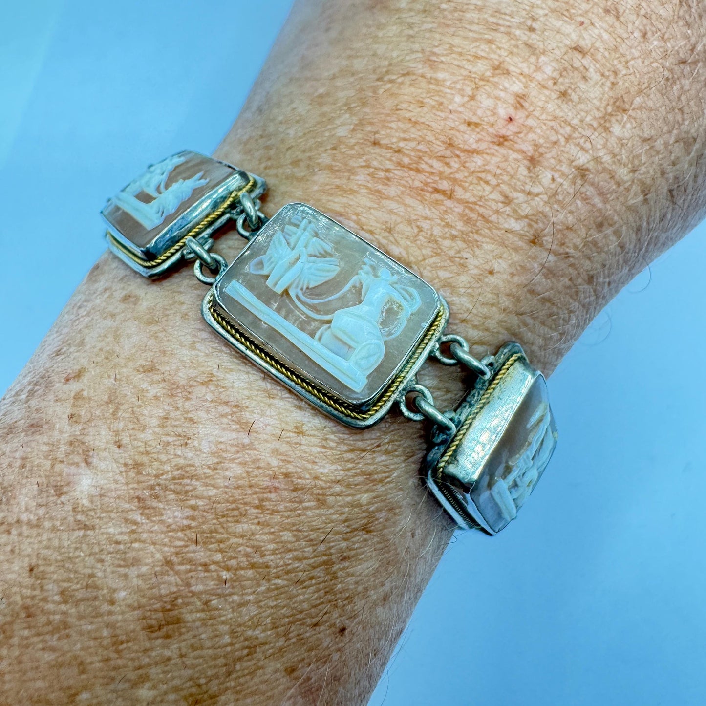 Vintage Cameo Shell Bracelet 925 Sterling Silver 7 inches