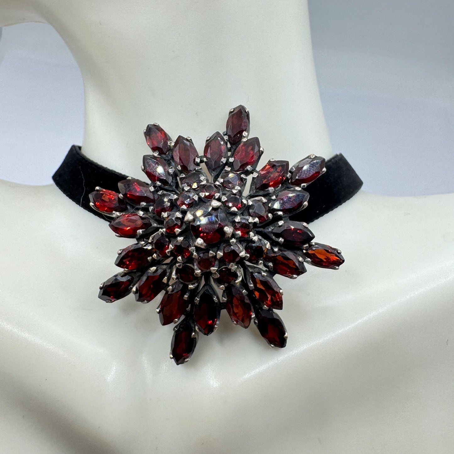 Vintage Red Bohemian Garnet 925 Sterling Silver Brooch