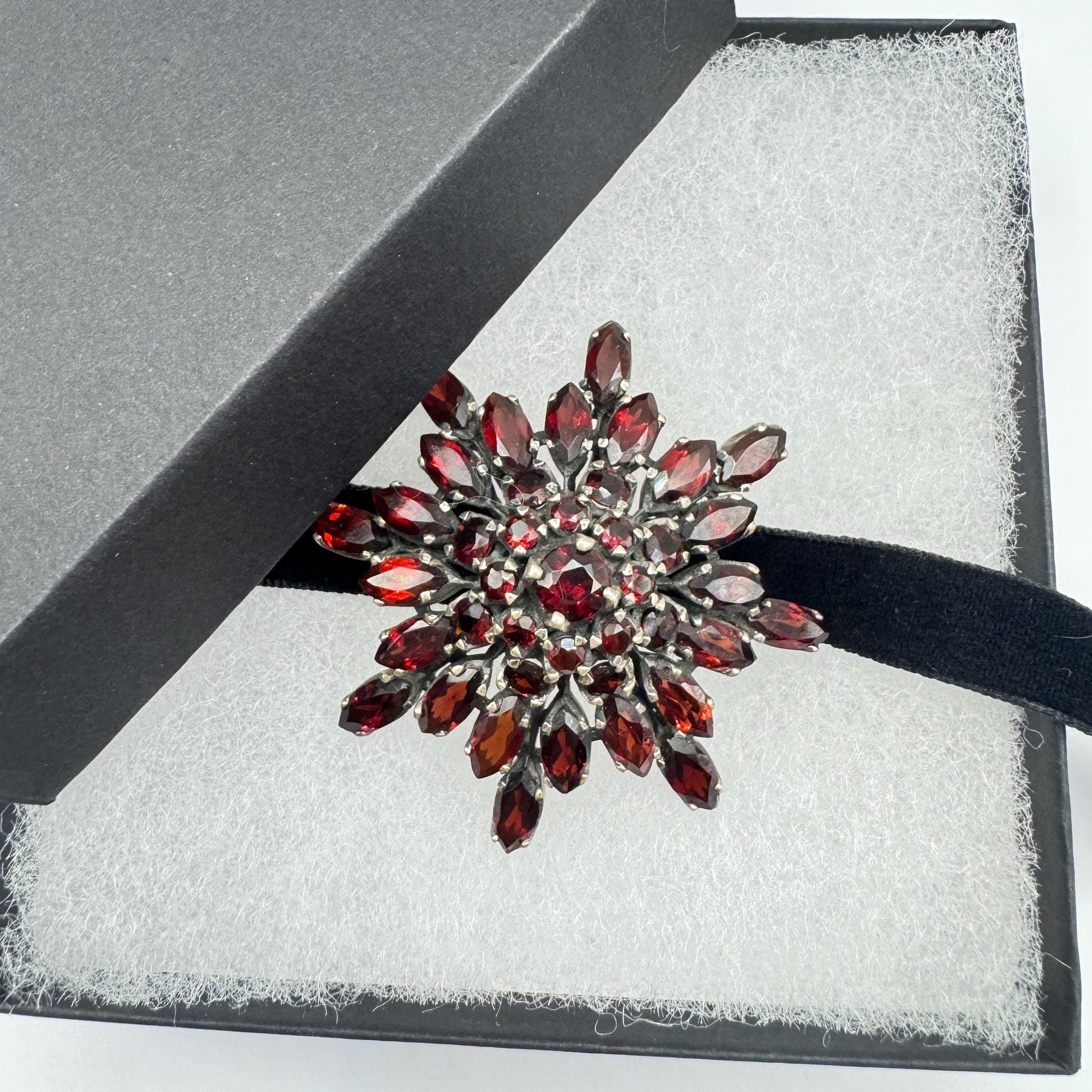 Vintage Red Bohemian Garnet 925 Sterling Silver Brooch