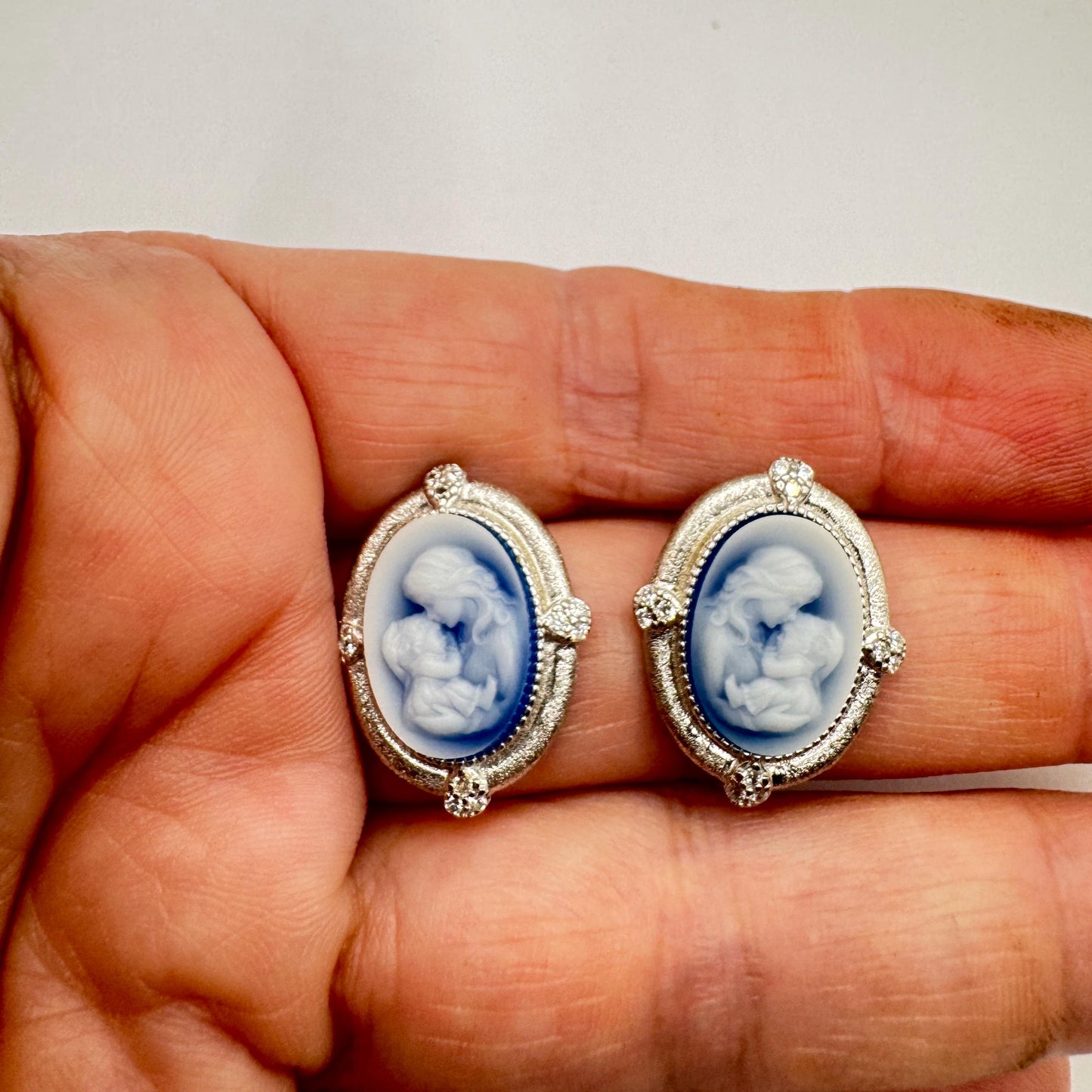 Vintage Mother Child Blue Onyx Cameo 925 Sterling Silver Stud Earrings